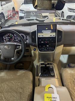 تويوتا لاندكروزر